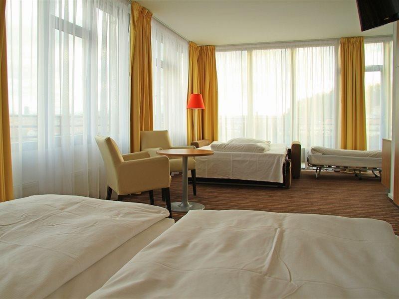 Hotell Akcent 3*
